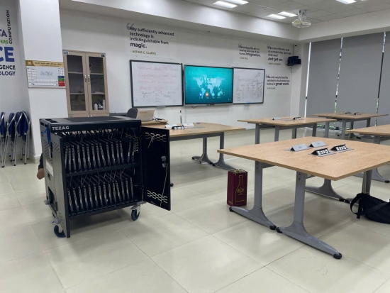 Lợi ích khi trang bị tủ sạc điện thoại, laptop cho trường học và tổ chức giáo dục 4.0